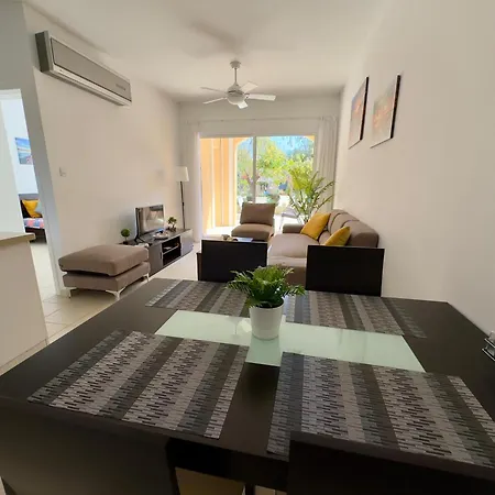 Beautiful Garden Apartment Μανδριά Εξωτερικό φωτογραφία