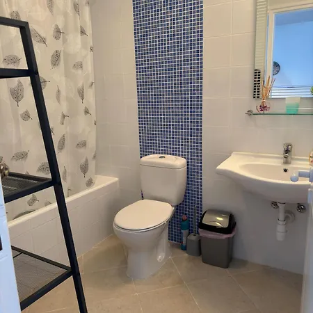 Beautiful Garden Apartment Μανδριά Εξωτερικό φωτογραφία